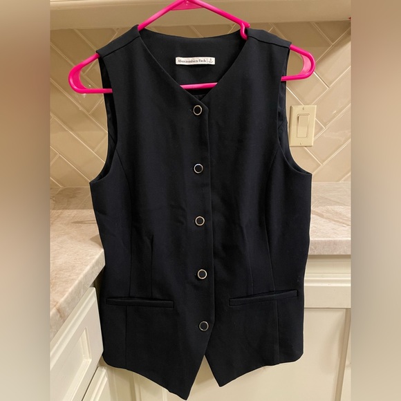 High Neck Tailored Vest - Abercrombie - Size Small - Picture 5 of 5
